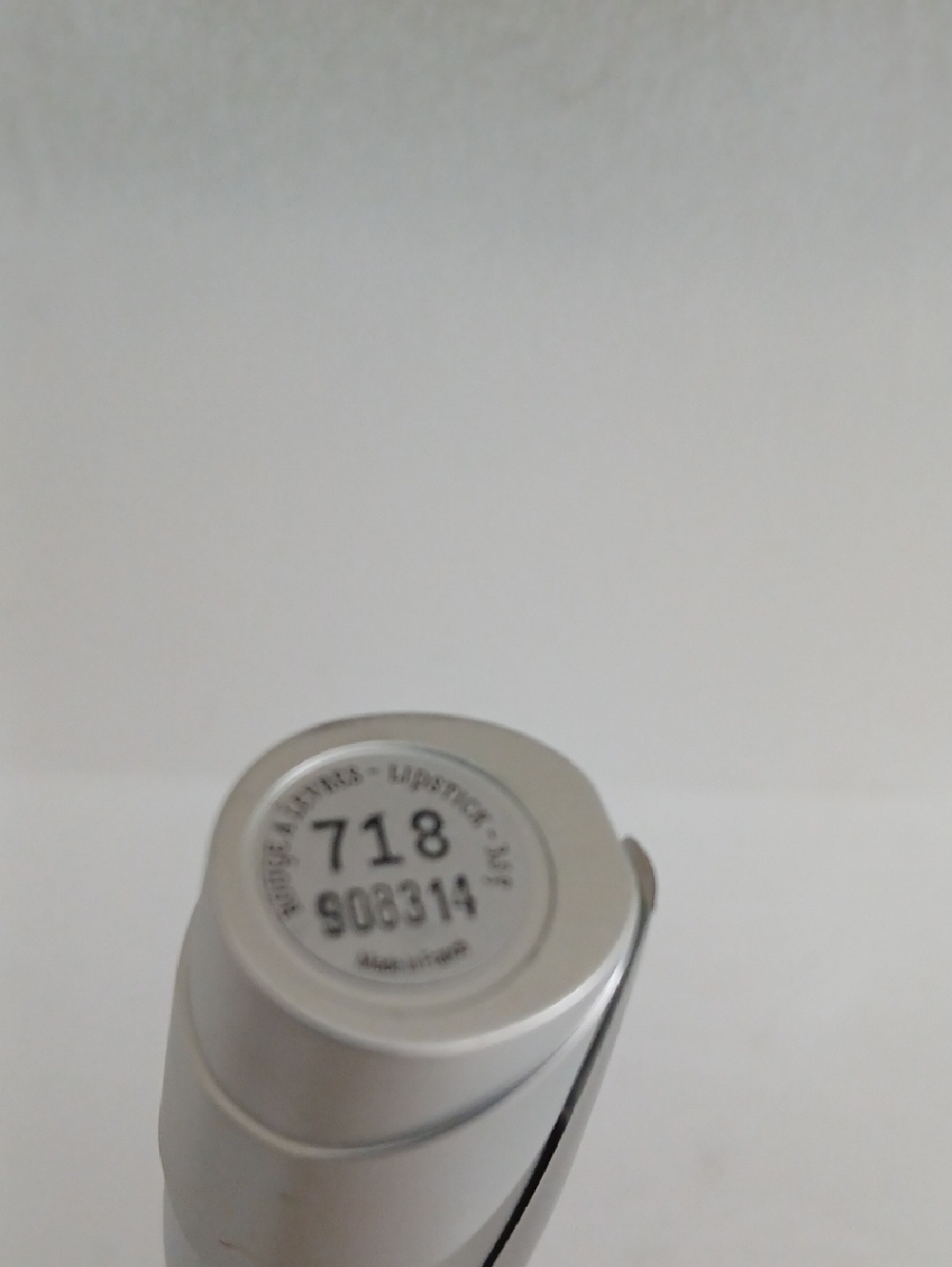 Givenchy Transparent Miroir Lipstick #718 - Picture 3 of 3